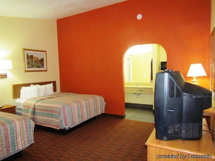 Stadium Motel Лъбък Екстериор снимка